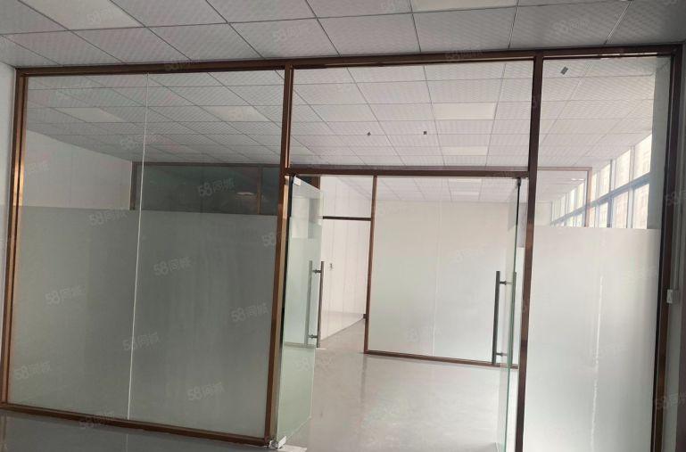 工业区6米高标准一楼1500平出租，水电齐全有办公室。