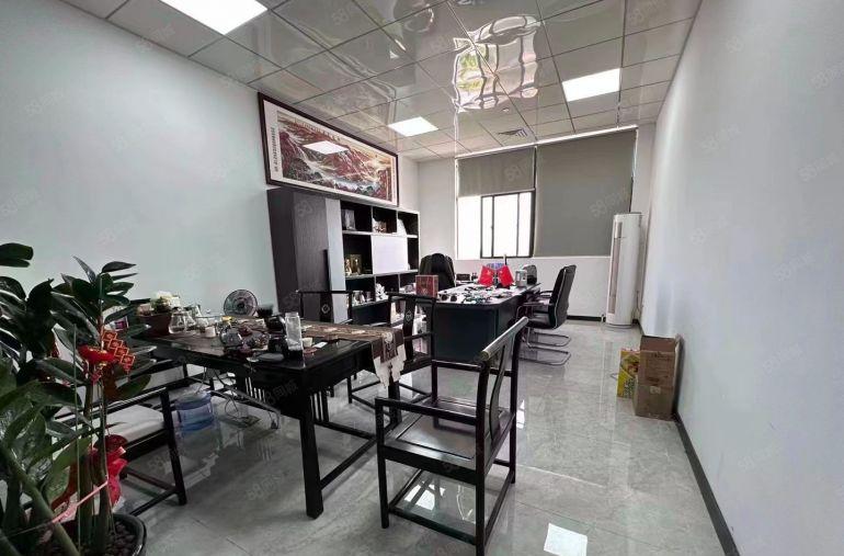 10块一平，东坑高速出口原房东1100平精装修厂房出租