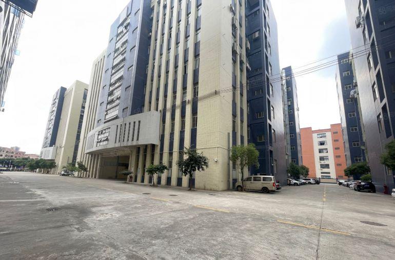 全新精装修标准厂房 无转让费 现成主线环氧地坪漆