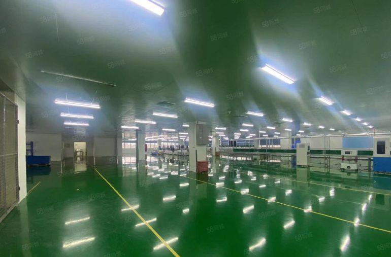 东坑工业区楼上精装修1600平厂房出租，好招工，园区形象好