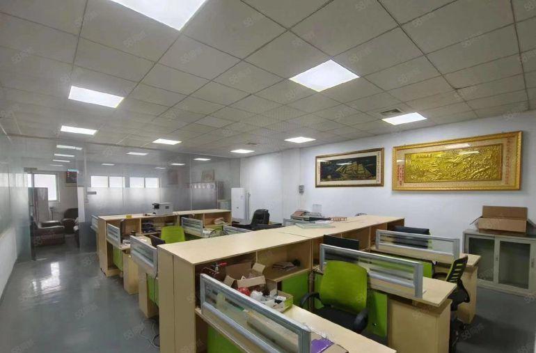 东坑镇8元精装修楼上厂房出租800平方，水电办公室齐全