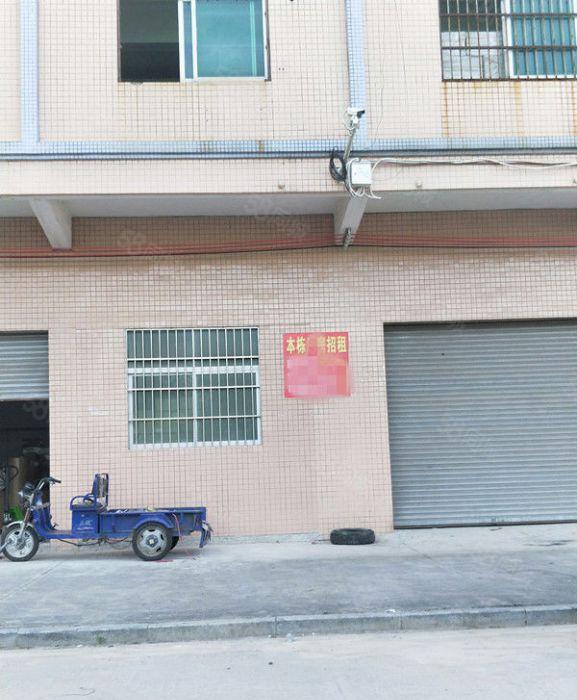 东坑中心路 一楼 200平米 无公摊 月租2000元