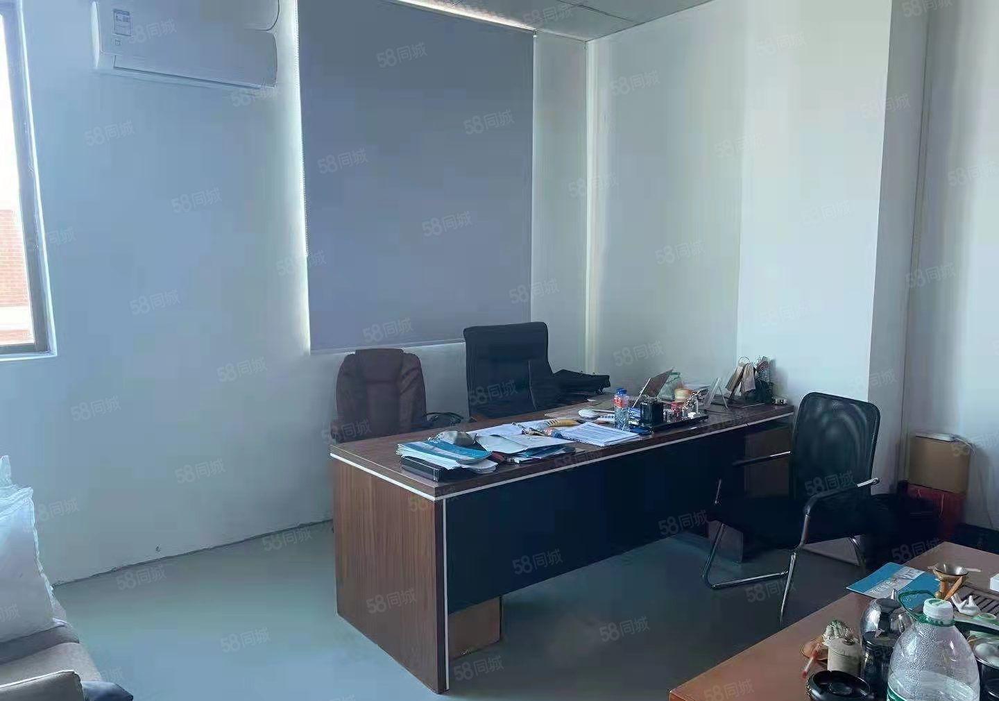 东坑镇新出拎包入驻工业厂房楼上750平方 现成装修 地坪漆