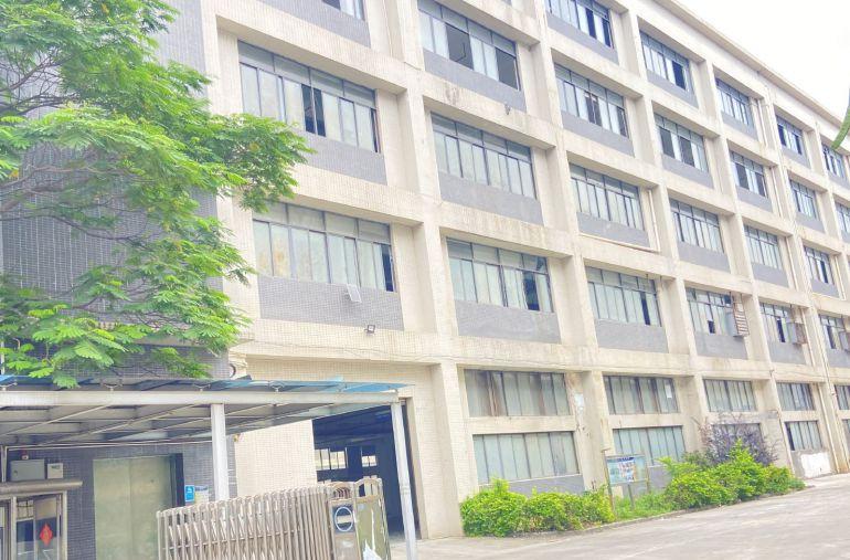 原房东红本靠松山湖边上，高端产业园可上市，带天然气，好招工！