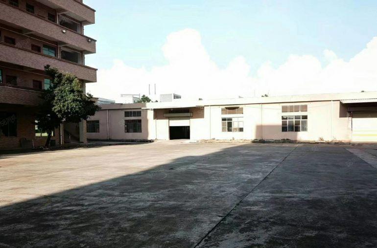 道滘独院花园式厂房出租，原房东出租，形象好超大空地