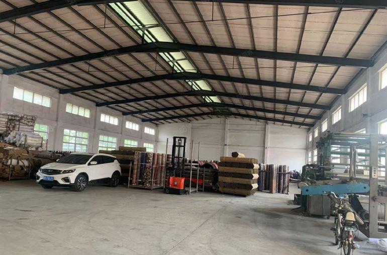 原房东钢结构厂房仓库直租 多部现成行车 空地大