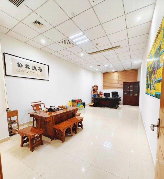 8元道滘原房东独院精装修1000平米带航车无尘车间厂房出租