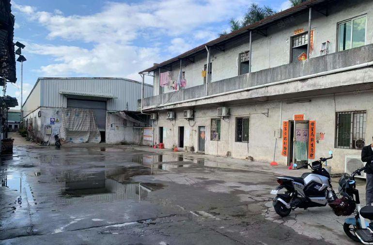 原房东大路边独院厂房1850平方出租