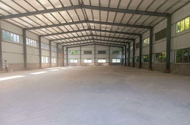 道滘镇小独院，钢构1800平方，价格15元，高度9米，形象好