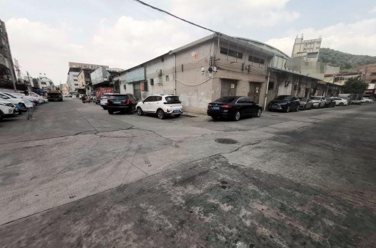 茶山卢屋向西工工业区附近大路边单一层2000方厂房出租可分租