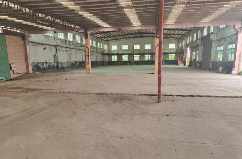 茶山新出原房东独院单一层滴水八米，带牛角位空地大周边没有居民