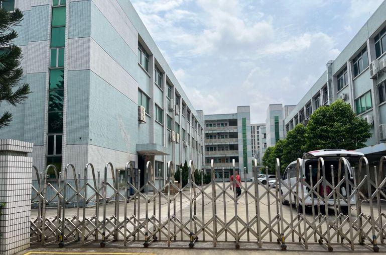 9元出租茶山原房东带精装修独院厂房出租1到3楼各1200平米