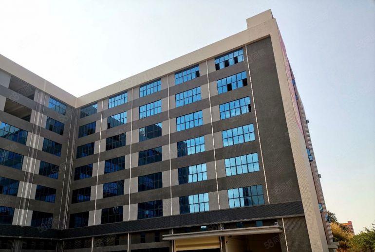 东莞全新原房东直租厂房8元起一楼7.8米带牛角