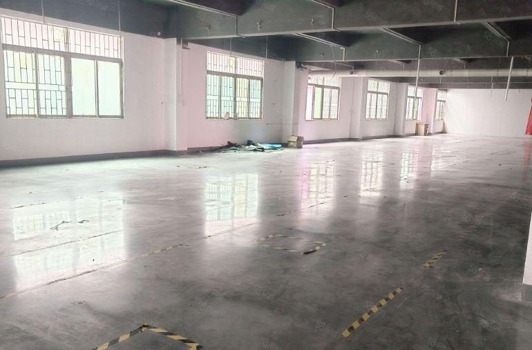 茶山镇独院分租2楼1450平方。精装修，现成水电办公室