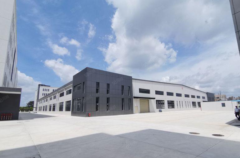 茶山企石附近10米单一层配5层楼房独院，空地大，形象好。