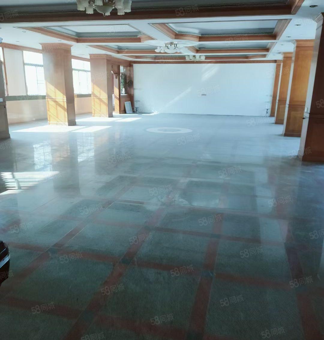 独院厂房分租二楼一整层1500平方，价格12可谈