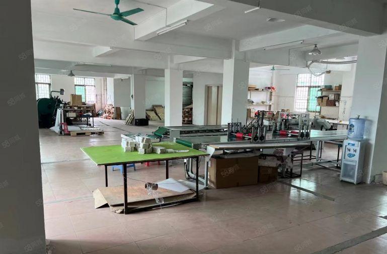 茶山卢屋厂房出租带装修办公室水电大电梯楼上500平2000平