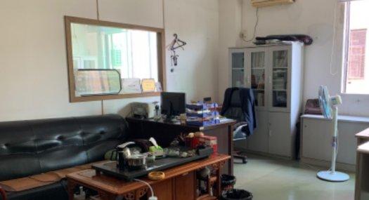 东莞东城区环城东路桑园段振兴东路1号华业科技2600㎡ 厂房租售层高4.8米 跨度35米 独院