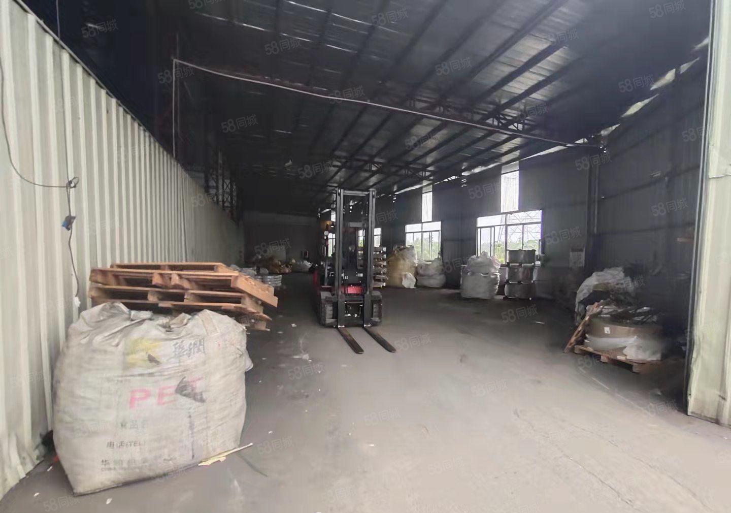 石排原房东单一层厂房450方出租，精装修，现成办公室！