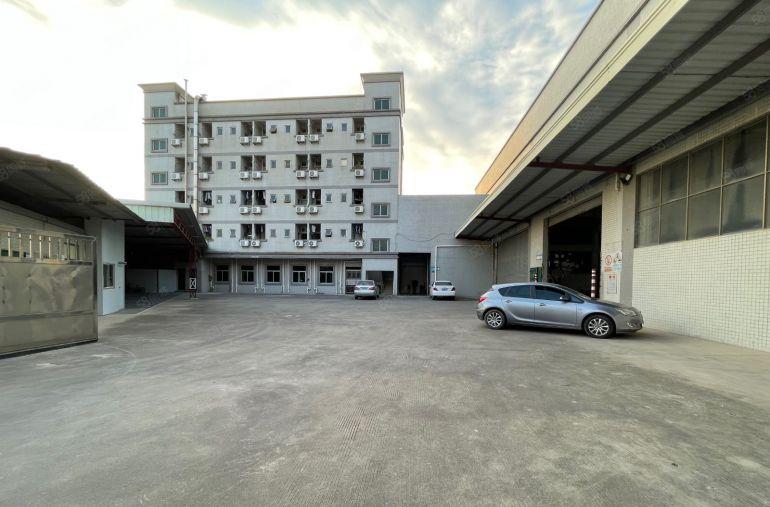 石排镇工业区单一层钢构独院4900平方出租