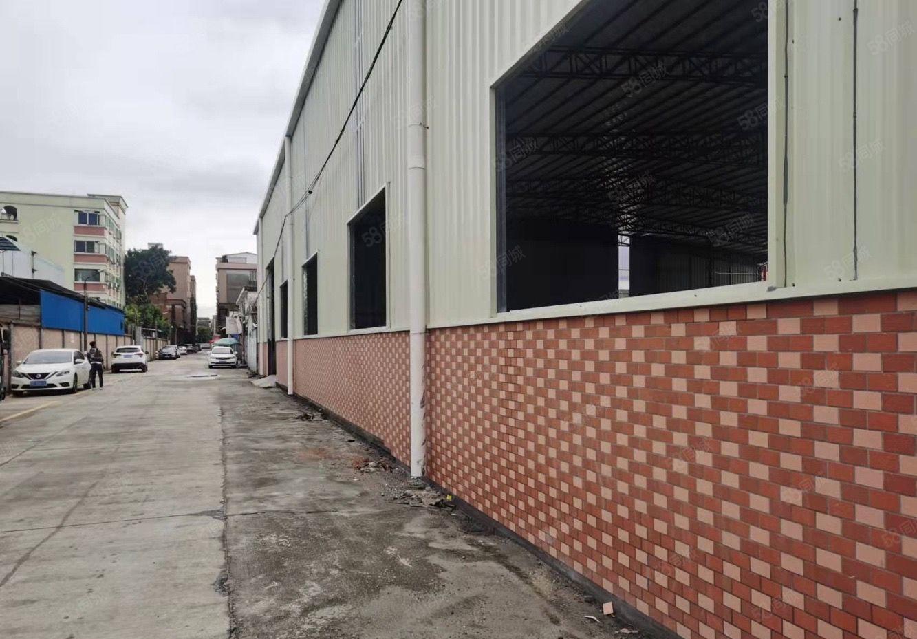 中堂主路边独院钢构房出租3000方，滴水8米。电315KVA