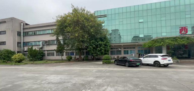 中堂标准一楼2000平出租，租金只要18元一平！无公摊！