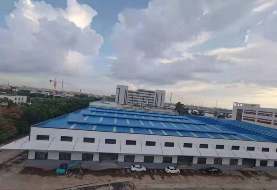 新出独院 13000平米10米钢构带卸货平台 空地8000