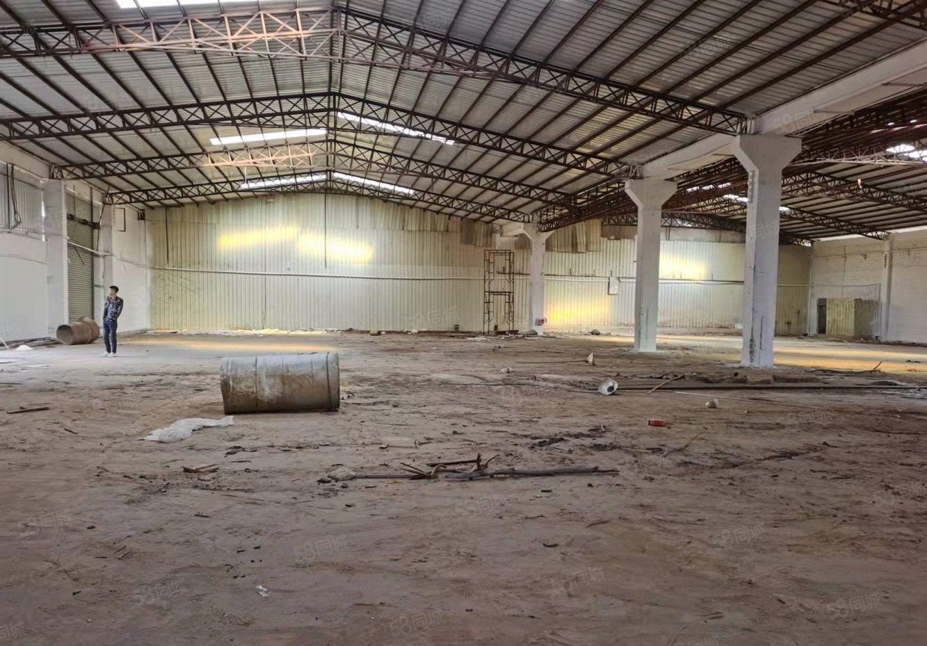 中堂独院厂房出租2000平方，滴水7米，带宿舍办公楼