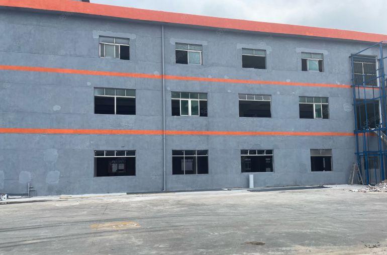 中堂16元500平标准厂房一楼低价出租，水电齐全。