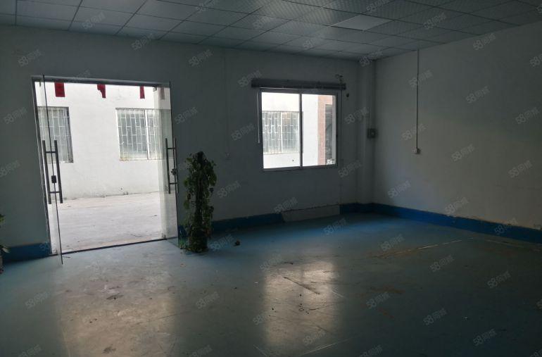 中堂独门独院主干道旁2600平方标准厂房出租