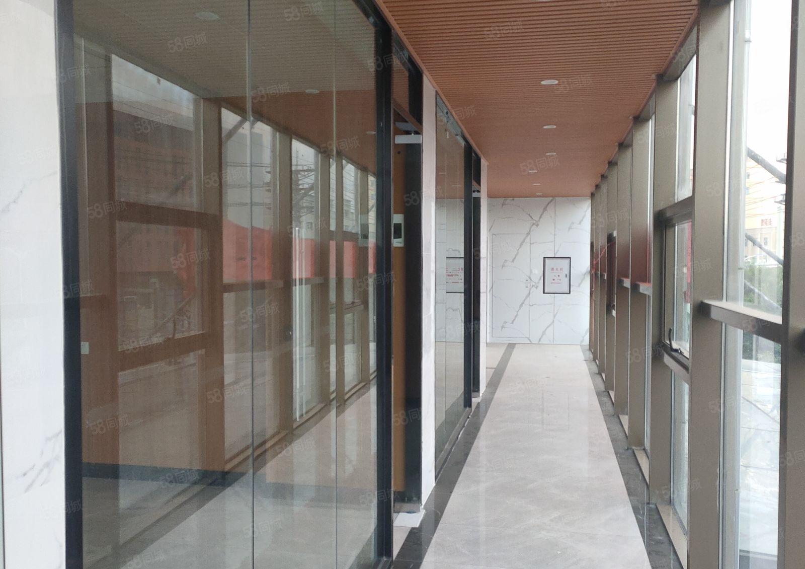 中堂镇独院单一层超靓2000平方厂房业主直租，空地大