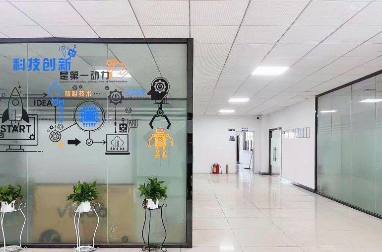 9元中堂原房东独院精装修1000平米带航车无尘车间厂房出租