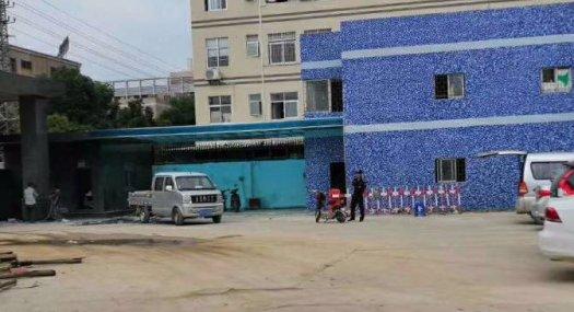 凤岗楼上电子配件 皮具带现成水电齐全厂房出租800平