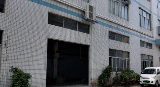 可分租带牛角带行车凤岗车站附近出租一楼厂房1420平