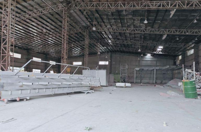 企石镇独门独院高度9米单一层钢结构厂房