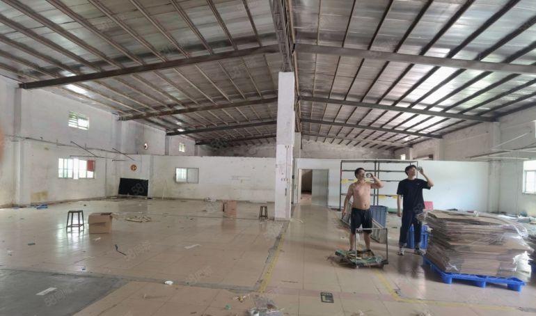 企石镇原房东独门独院厂房砖墙到顶钢构2100平米出租