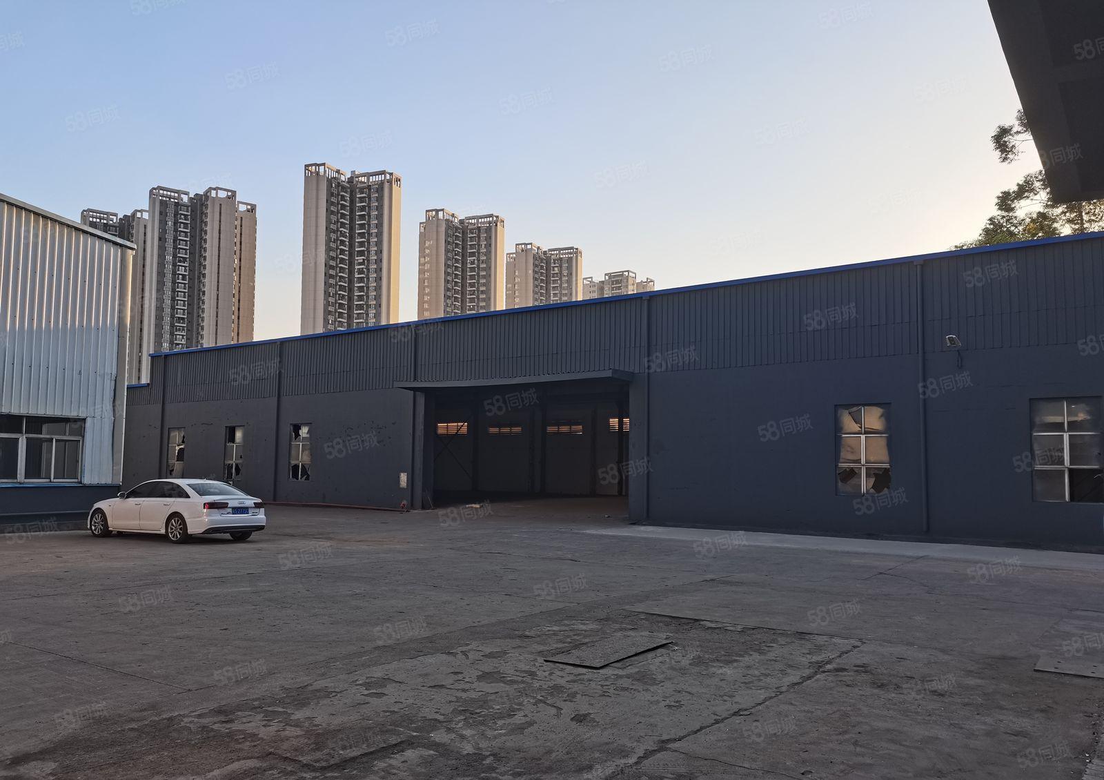 企石镇新空出独院钢构厂房，滴水9米，主线到车间，工业聚集地。