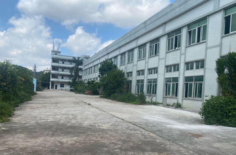 企石镇新出原房东二层独院厂房5000平方米出租