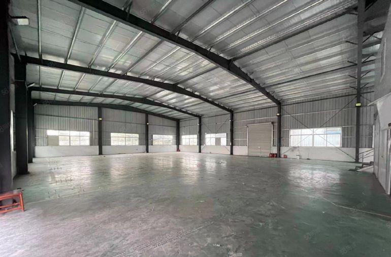 企石原房东低价钢构厂房1000厂房出租，中间无柱子