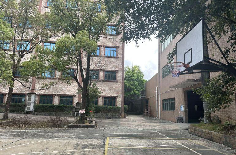 现成无尘车间原房东独院实际面积花园式厂房配套齐全随时可谈可定