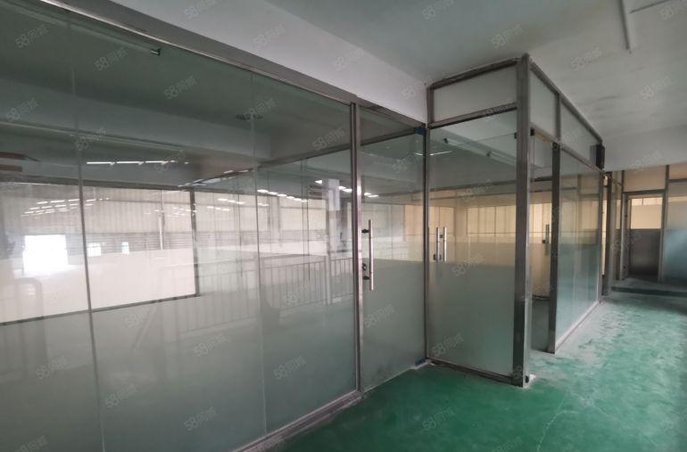 企石镇钢构厂房出租，带办公室，行车，水电，地坪漆，靠东部快速