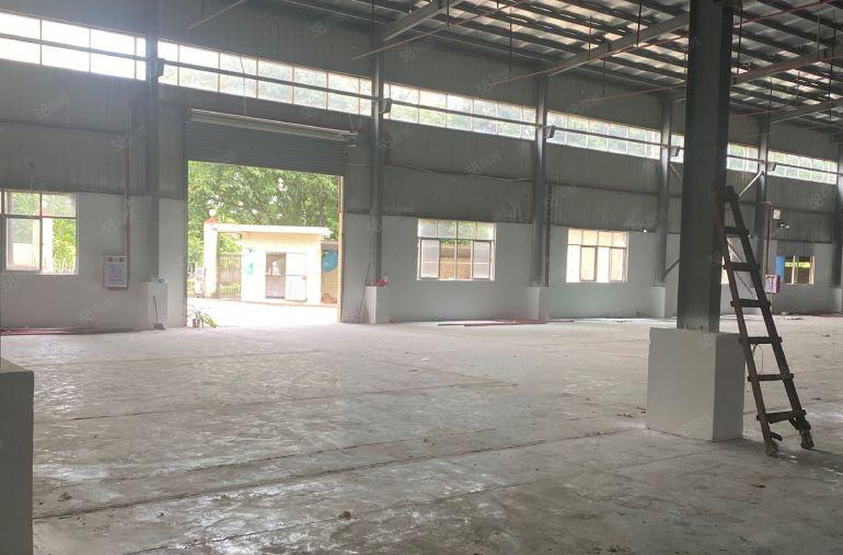 企石镇单一层8米高独院厂房2600平，适合五金压铸纸箱等行业