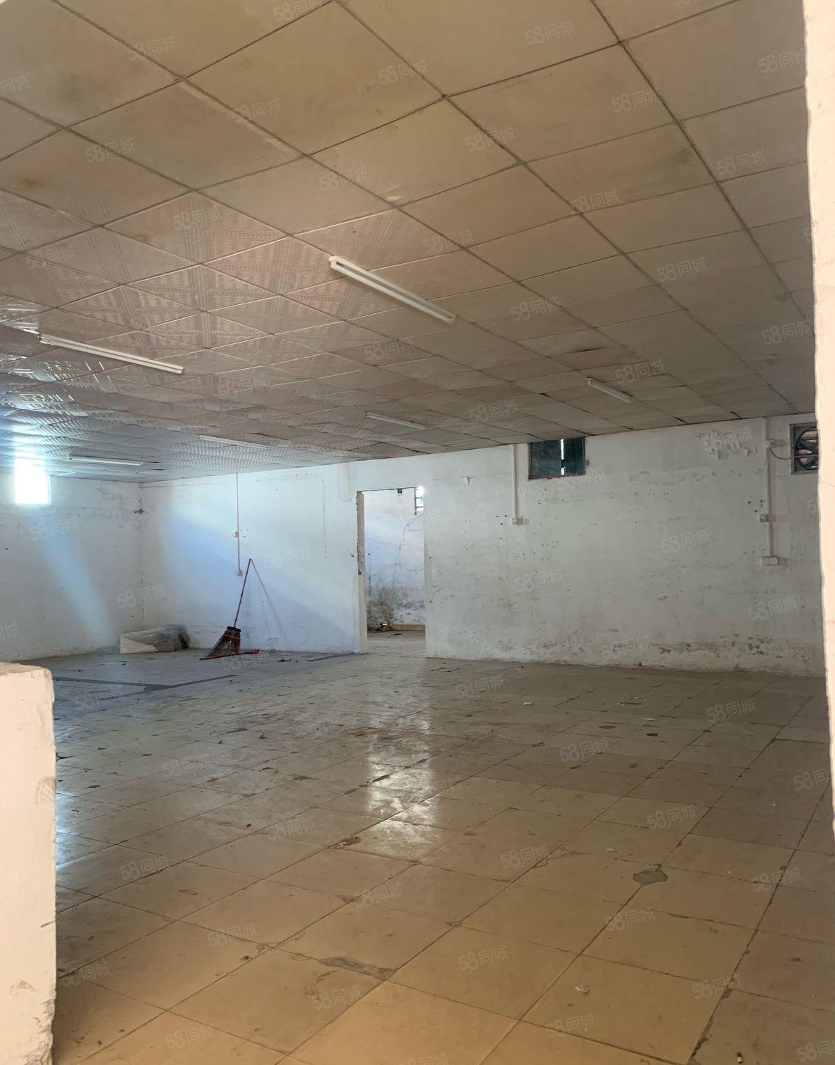 企石东部快线旁新空出单一层钢构厂房1100平米