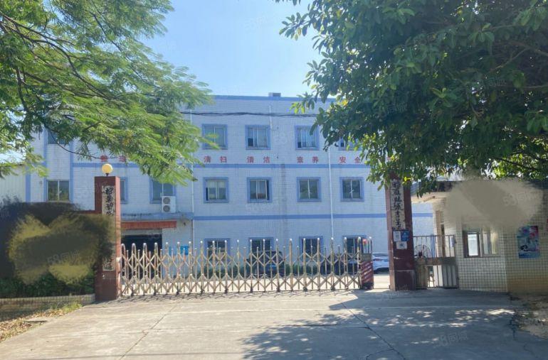 企石新出原房东独门独院6500平方厂房出租，一楼高度6米