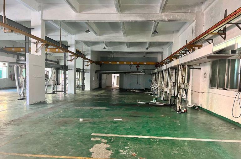 企石 新出原房东标准独门独院4200平方厂房带现成办公室装修