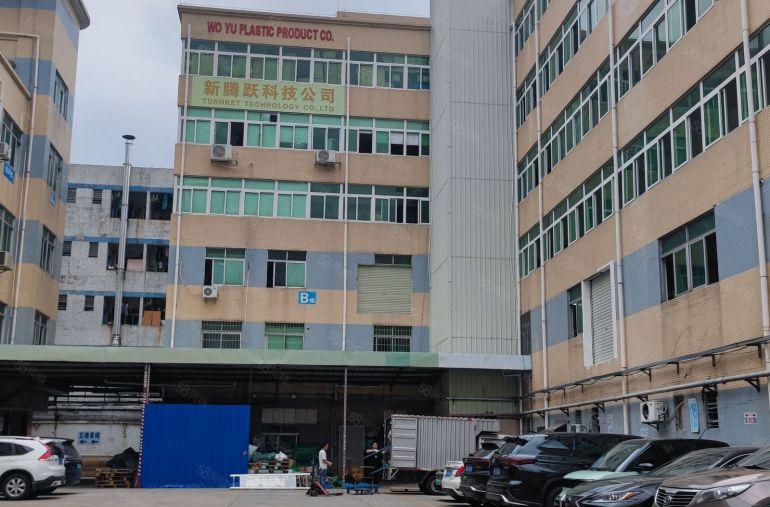 企石镇铁炉坑新出标准厂房出租二楼800平方精装修办公室地坪漆