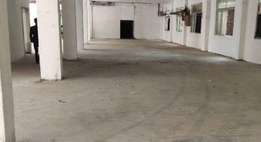 东莞东莞凤岗金凤凰1000㎡ 砖混厂房租售层高6米 配电315KVA 独院天车3吨 有蒸汽 有燃气 可环评 可分租