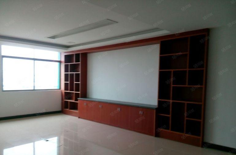 望牛墩新出独院厂房三层4500平方带精装修出租