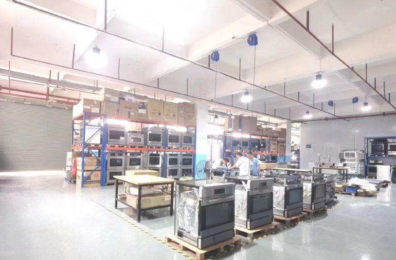 洪梅独门独院厂房出租，有红本证件齐全，可办环评，一手房东