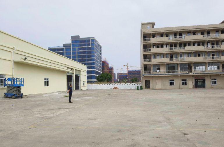 超大空地独院单一层厂房滴水8米，交通便利适合五金注塑等